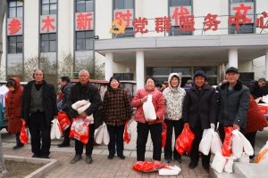 Giving Back: Henan Mine Spreads Holiday Cheer to 270 Local Seniors 6 6 2 768x512 2