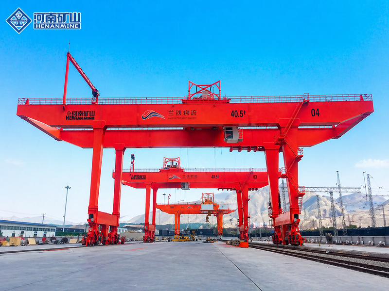 RMG rail mounted container gantry crane