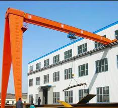 Double-girder semi-gantry crane