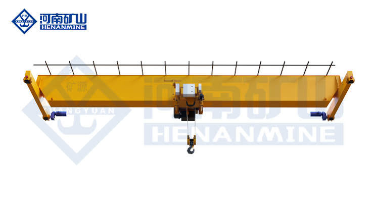 Low-headroom single-girder overhead crane design